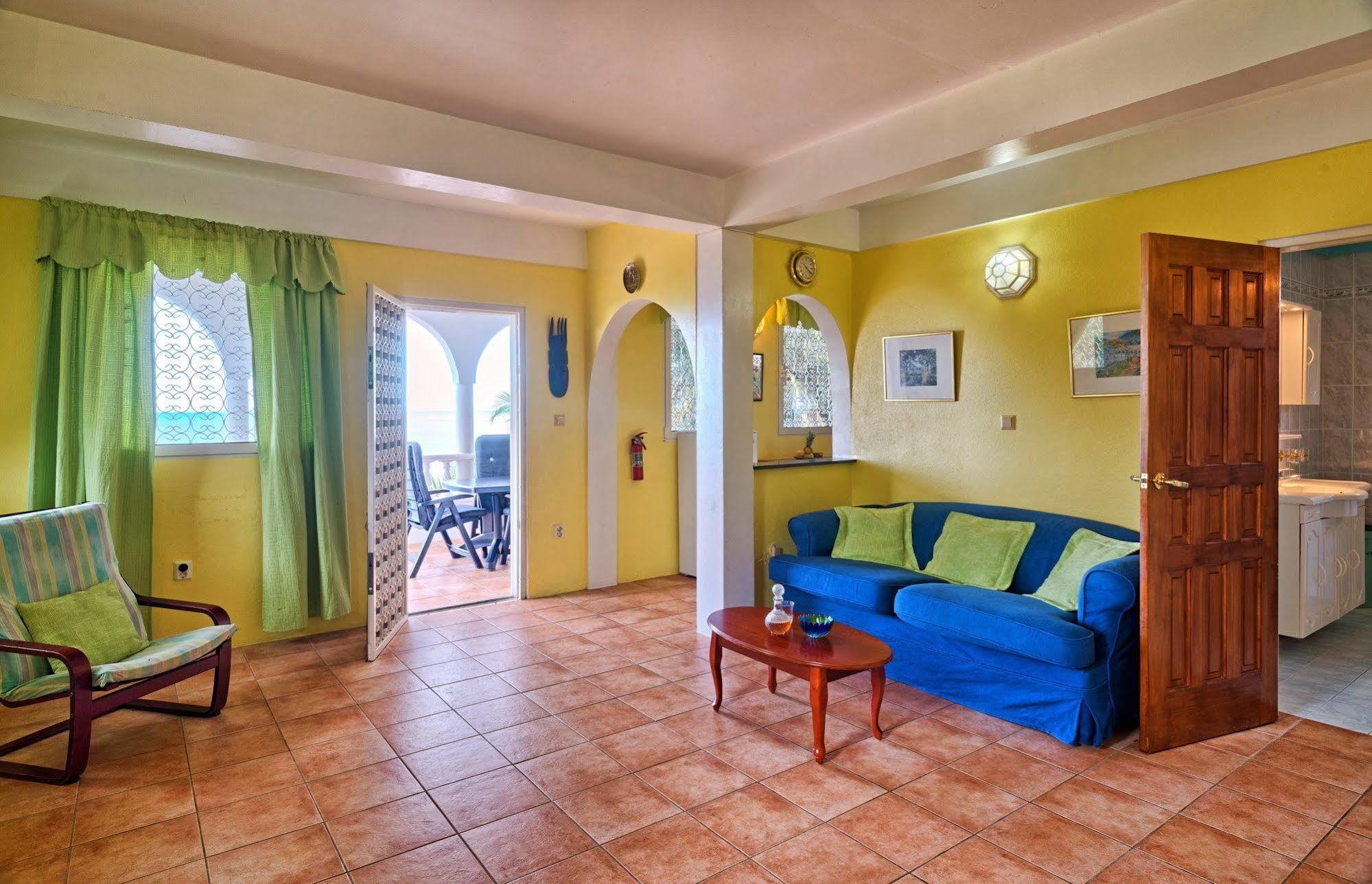 Caribbean Sea View Holiday Apartments Méro Exteriör bild